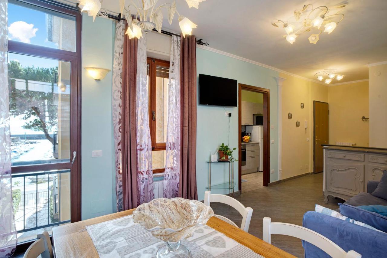 Casa Laura Elena Apartment San Bartolomeo Al Mare Exterior foto