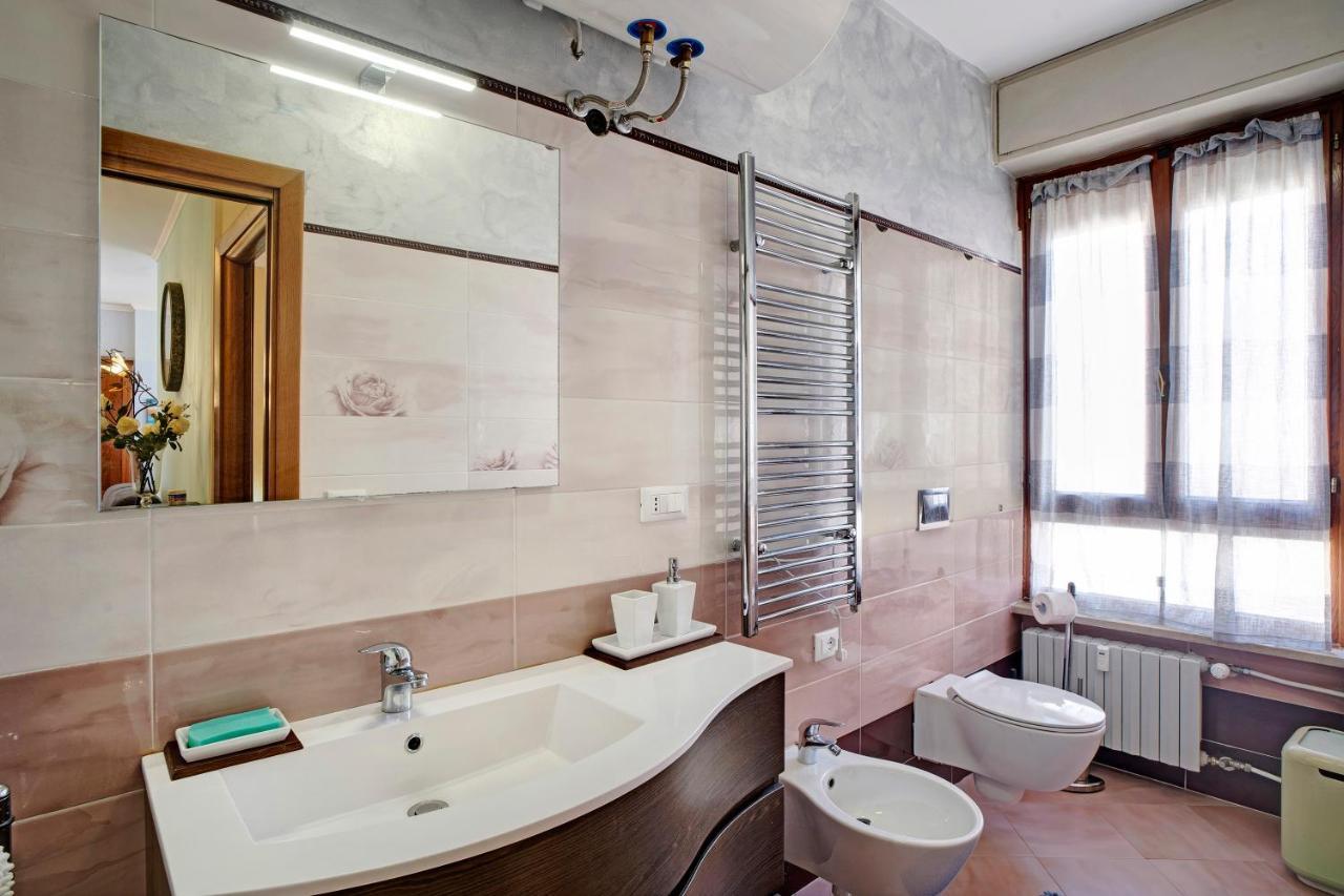 Casa Laura Elena Apartment San Bartolomeo Al Mare Exterior foto